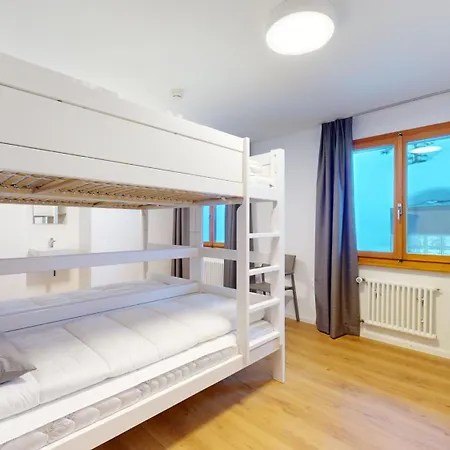 De L Ours Authentic Etage Valerie 12 Pers Affittacamere *